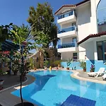 Hotel Wonder Life